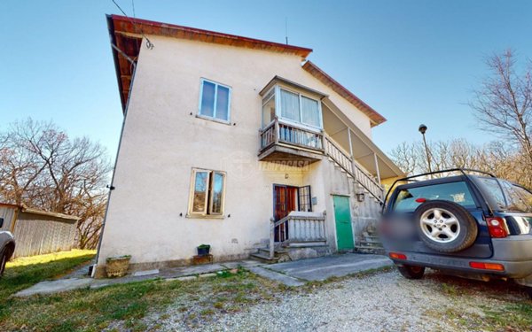 appartamento in vendita a Vergato in zona Riola