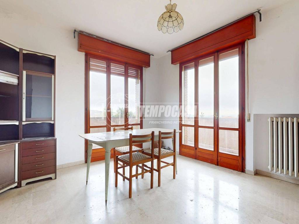 appartamento in vendita a Vergato in zona Tolè