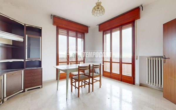 appartamento in vendita a Vergato in zona Tolè