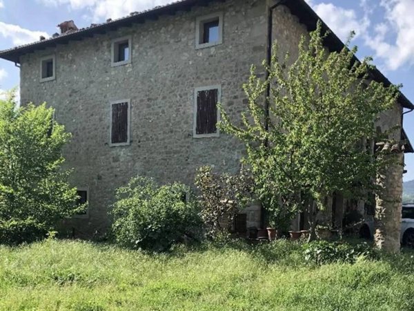 casa indipendente in vendita a Vergato