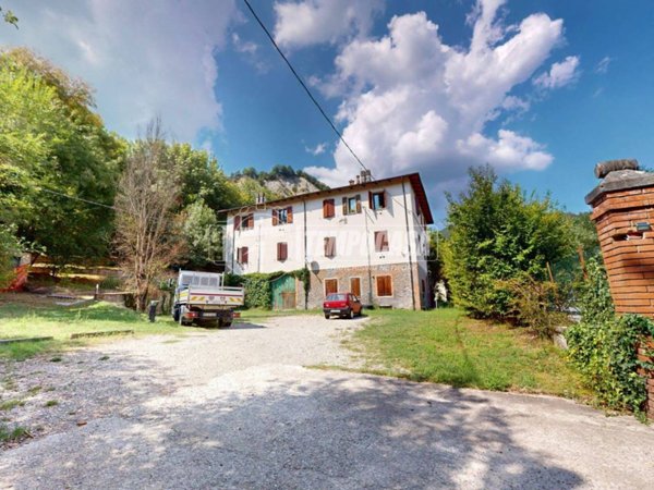 intera palazzina in vendita a Vergato