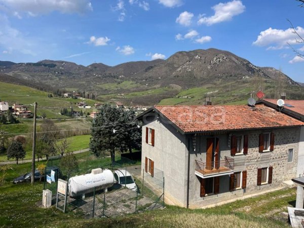 casa indipendente in vendita a Vergato