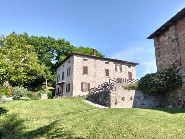 casa indipendente in vendita a Vergato