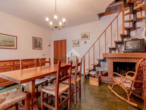 appartamento in vendita a Vergato in zona Tolè