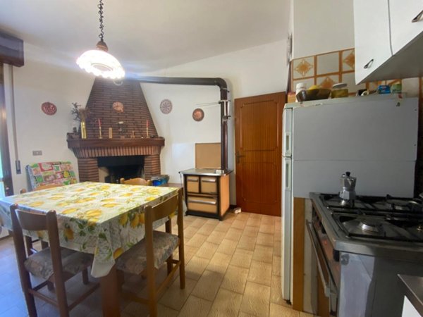 appartamento in vendita a Vergato in zona Tolè