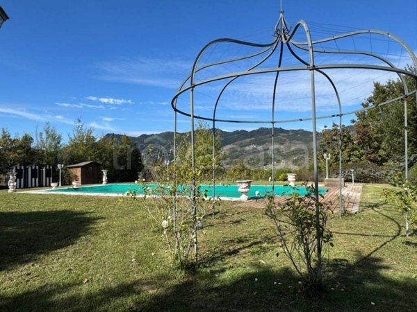 casa indipendente in vendita a Vergato