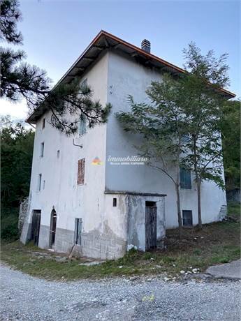 casa indipendente in vendita a Vergato