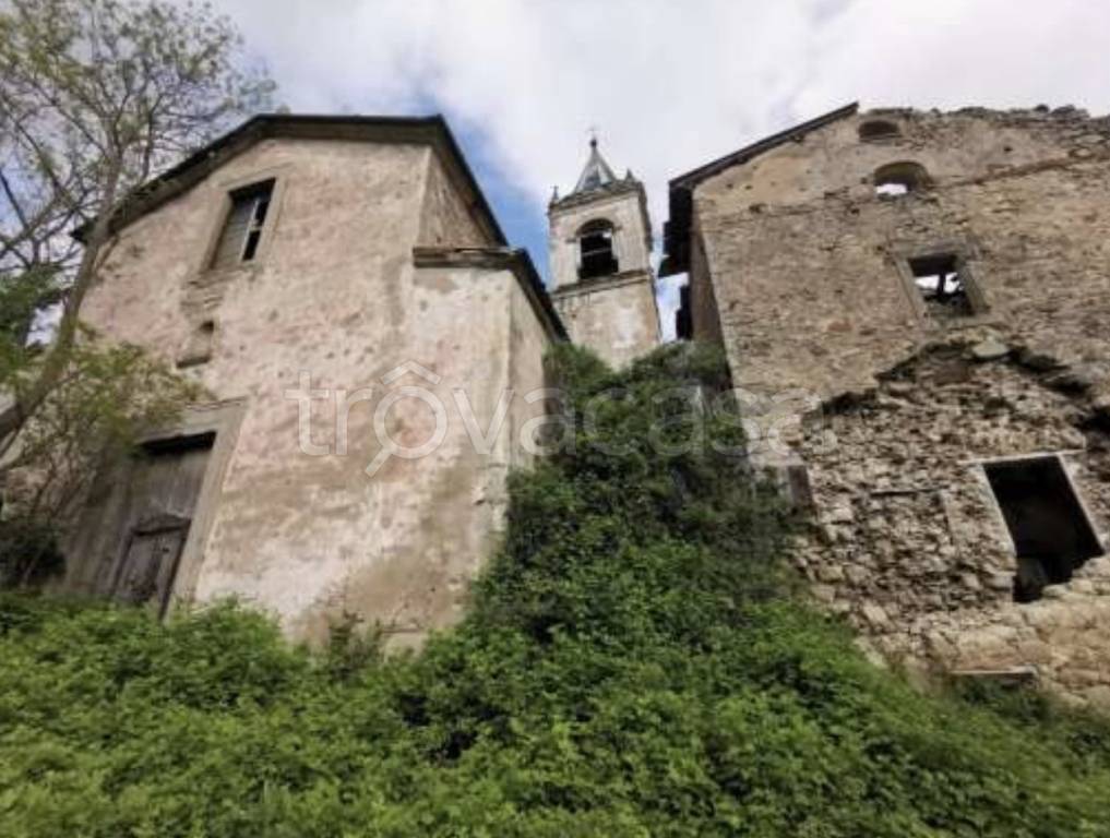 casa indipendente in vendita a Vergato in zona Riola