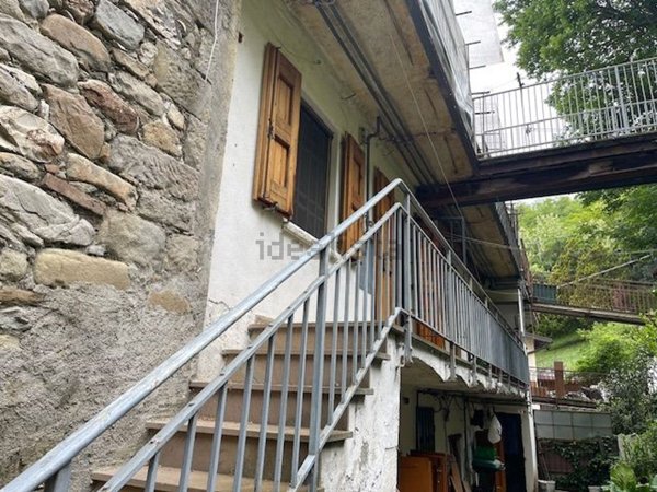 appartamento in vendita a Vergato in zona Riola