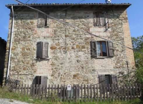 casale in vendita a Vergato