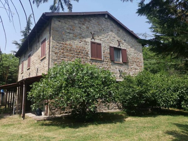 casa indipendente in vendita a Vergato