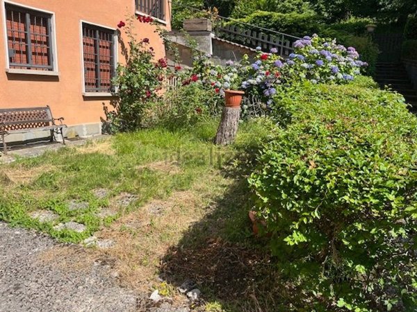 appartamento in vendita a Vergato in zona Tolè