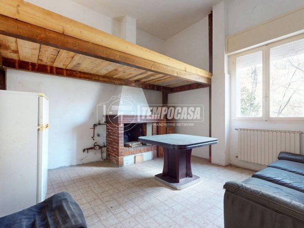 appartamento in vendita a Vergato in zona Cereglio