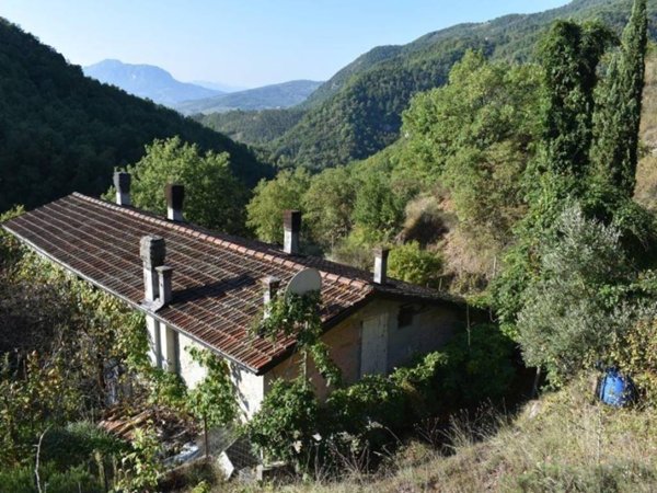 casa indipendente in vendita a Vergato in zona Prunarolo