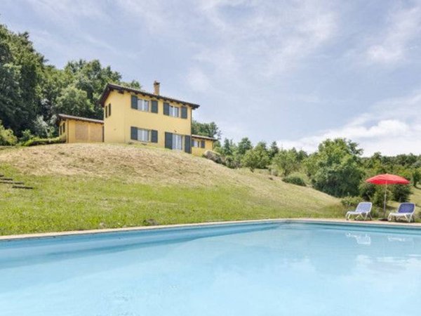 casa indipendente in vendita a Vergato in zona Castelnuovo