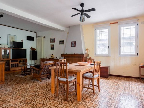 casa indipendente in vendita a Vergato in zona Cereglio
