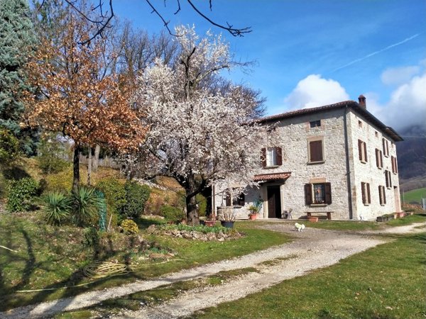 casale in vendita a Vergato