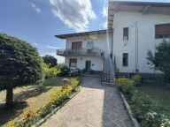casa indipendente in vendita a Vergato in zona Cereglio
