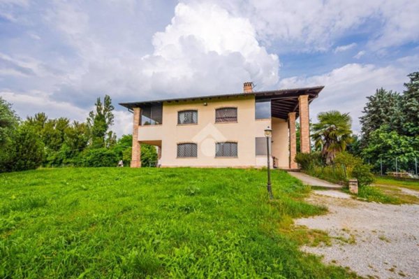 casa indipendente in vendita a Zola Predosa