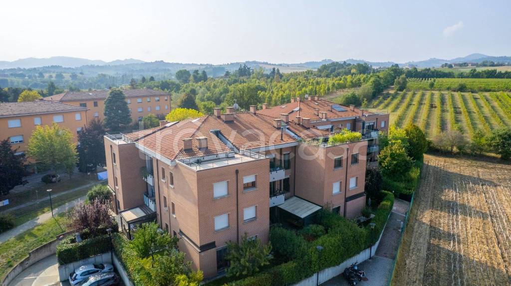 appartamento in vendita a Zola Predosa in zona Ponte Ronca