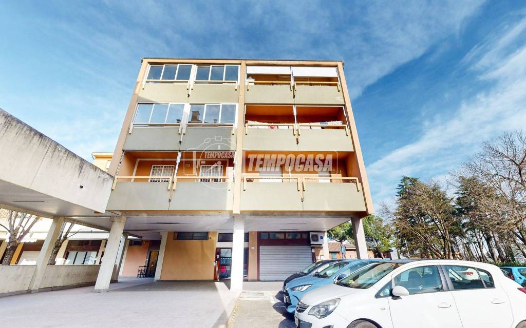 appartamento in vendita a Zola Predosa in zona Riale