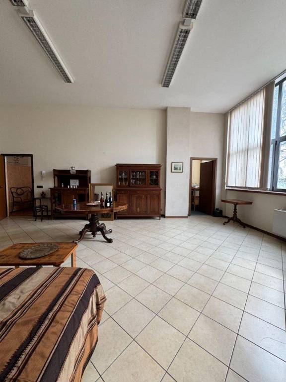 negozio in vendita a Zola Predosa in zona Madonna Prati
