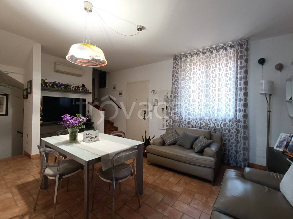 casa indipendente in vendita a Zola Predosa in zona Rivabella