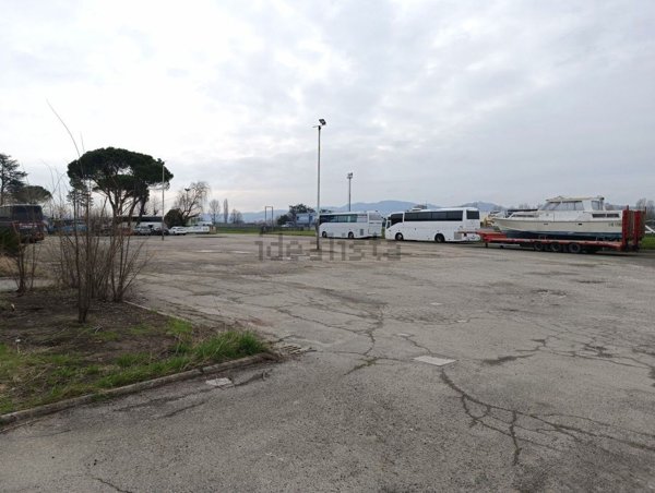 capannone in vendita a Zola Predosa