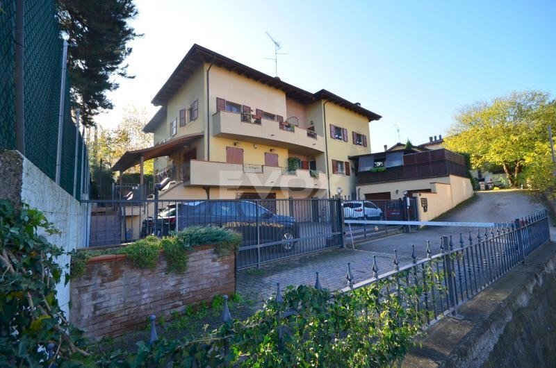 appartamento in vendita a Zola Predosa in zona Gessi