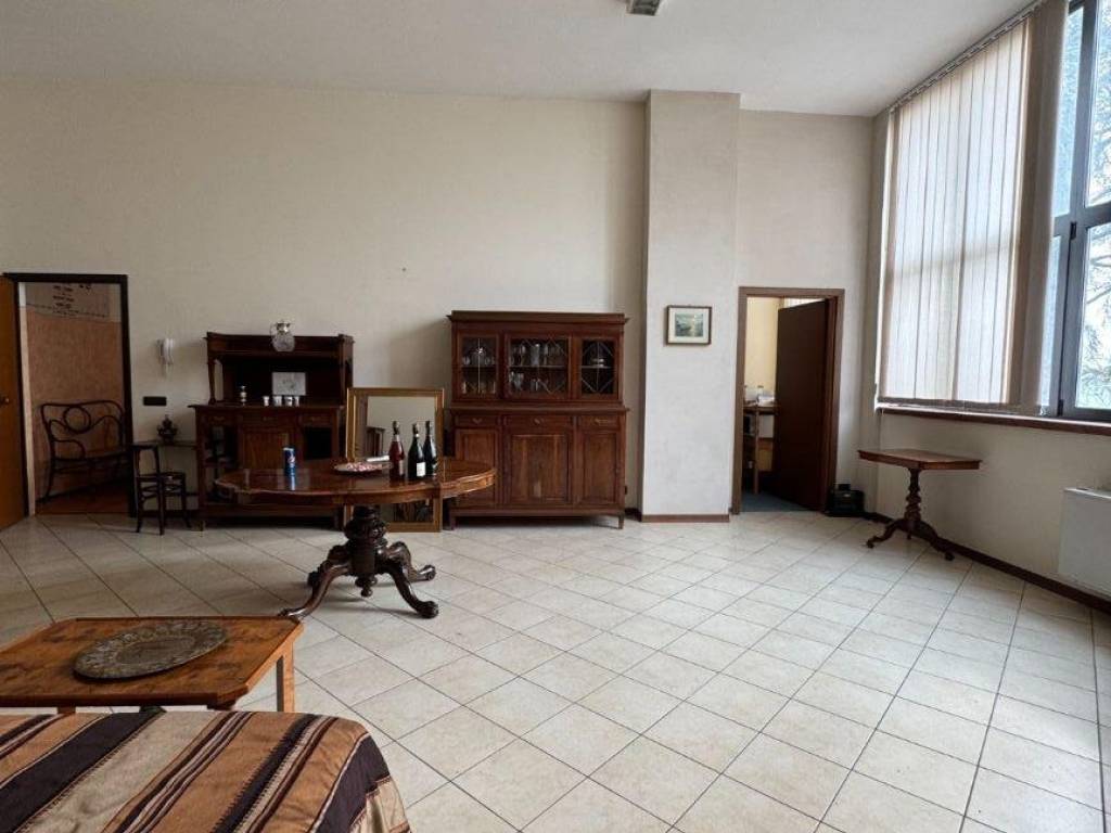 negozio in vendita a Zola Predosa in zona Madonna Prati