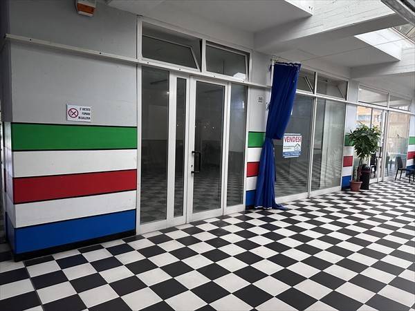 negozio in vendita a Zola Predosa