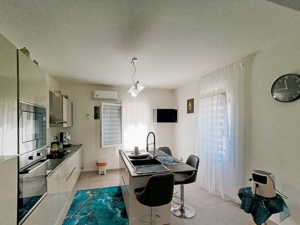 appartamento in vendita a Zola Predosa in zona Rivabella