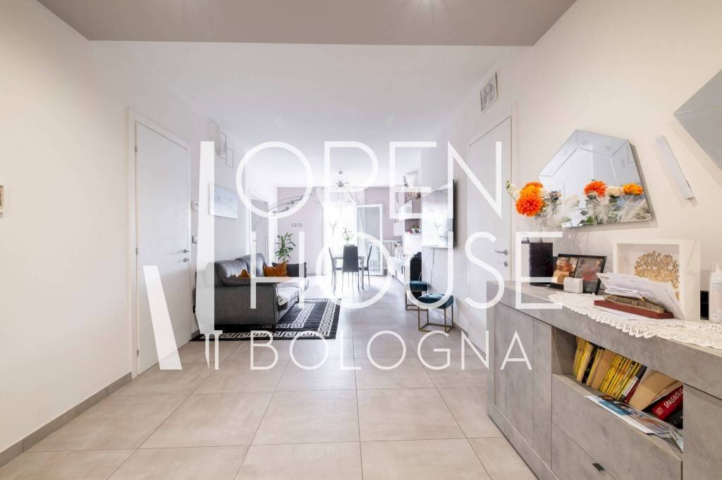 appartamento in vendita a Zola Predosa in zona Gessi