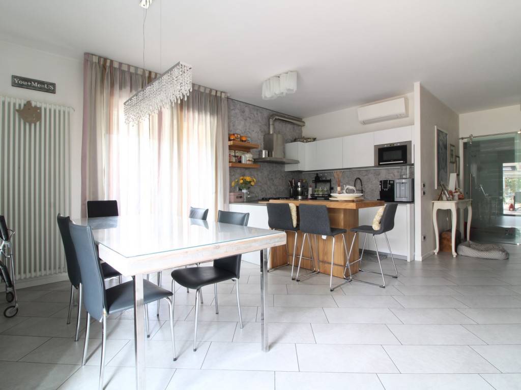 appartamento in vendita a Zola Predosa