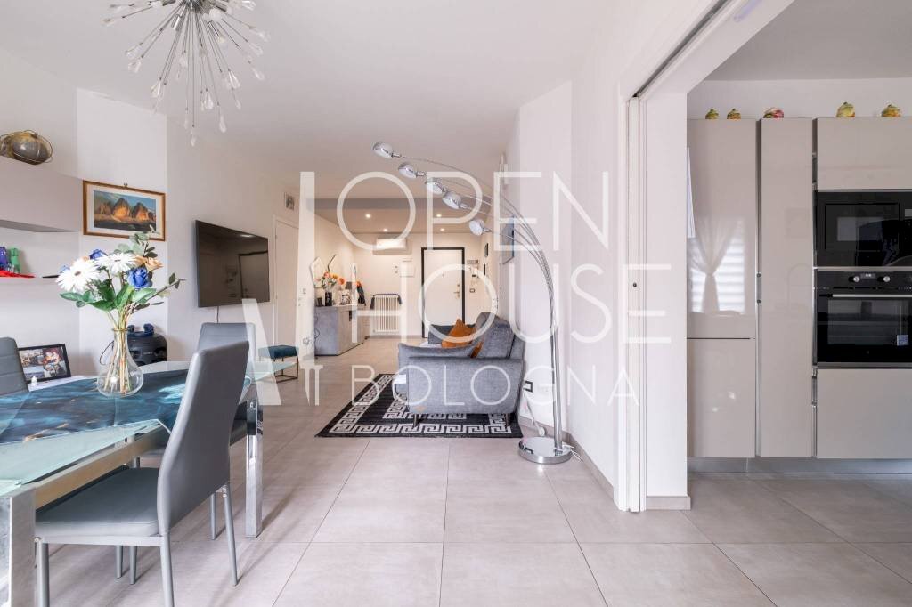 appartamento in vendita a Zola Predosa in zona Rivabella