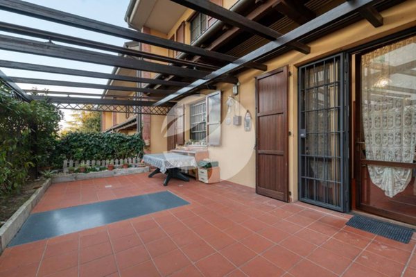 appartamento in vendita a Zola Predosa in zona Riale