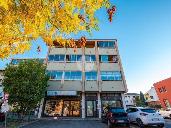 appartamento in vendita a Zola Predosa in zona Riale