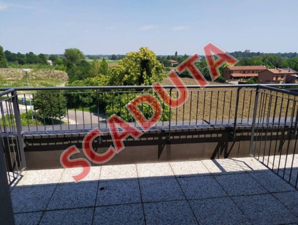 locale di sgombero in vendita a Zola Predosa