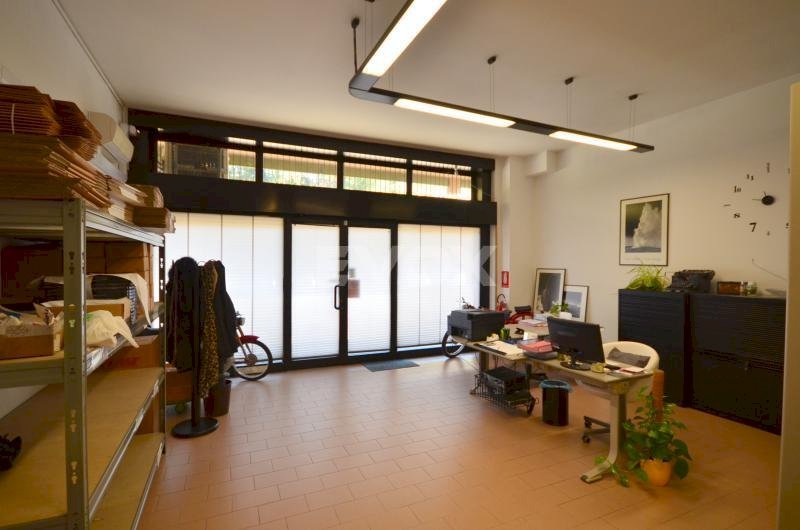 ufficio in vendita a Zola Predosa