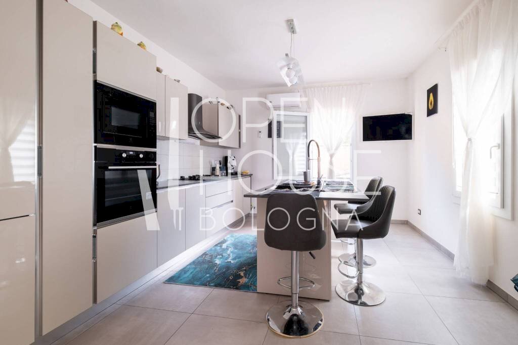 appartamento in vendita a Zola Predosa in zona Gesso