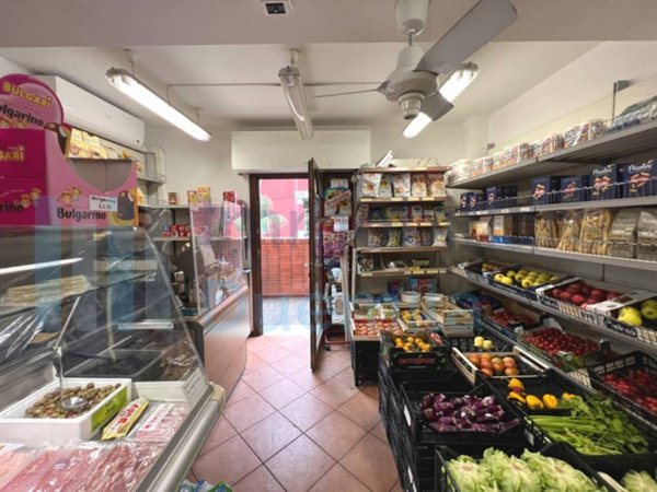 locale commerciale in vendita a Zola Predosa