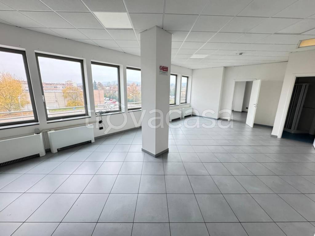 ufficio in vendita a Zola Predosa in zona Ponte Ronca