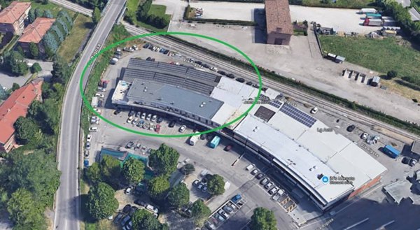 locale commerciale in vendita a Zola Predosa