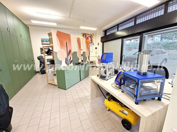 ufficio in vendita a Zola Predosa in zona Riale