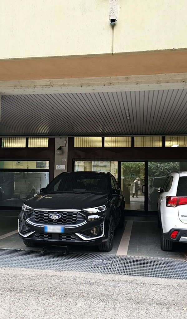 ufficio in vendita a Zola Predosa in zona Riale