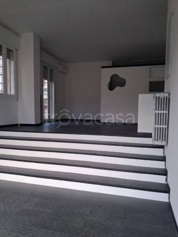 negozio in vendita a Zola Predosa in zona Gesso