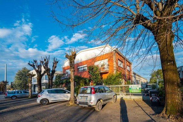 appartamento in vendita a Zola Predosa in zona Riale