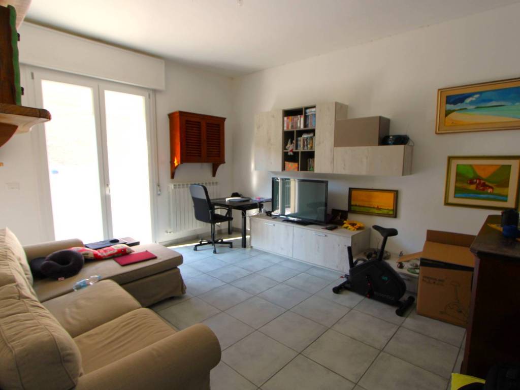 appartamento in vendita a Valsamoggia in zona Sant'Apollinare
