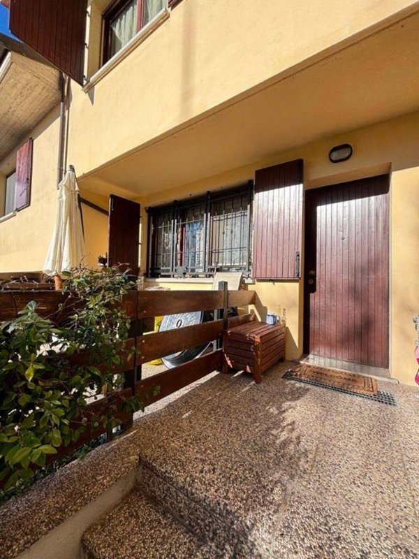 casa indipendente in vendita a Valsamoggia