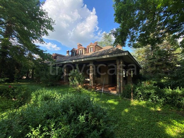 casa indipendente in vendita a Valsamoggia